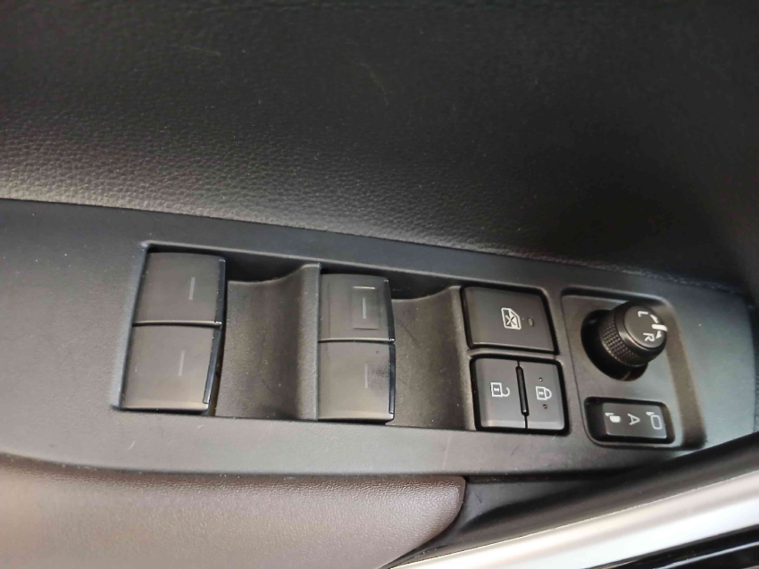 corolla cross xre 2.05