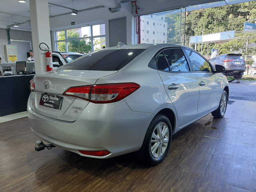 yaris xl sedan 1.53