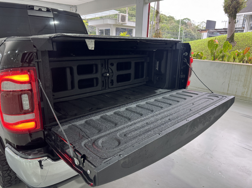 ram longhorn 3500 7.0 diesel6