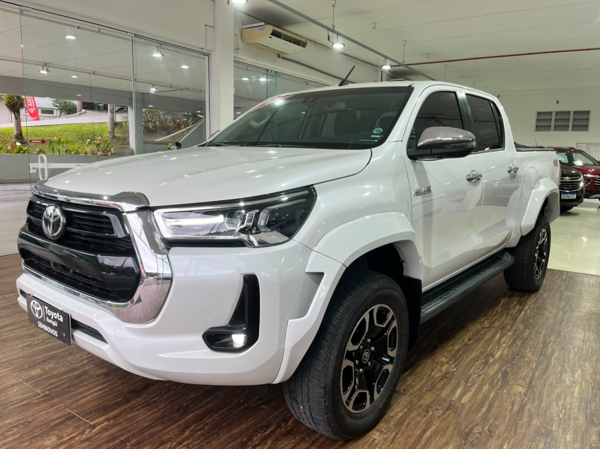 hilux srx 2.8 diesel plus 4x4 aut