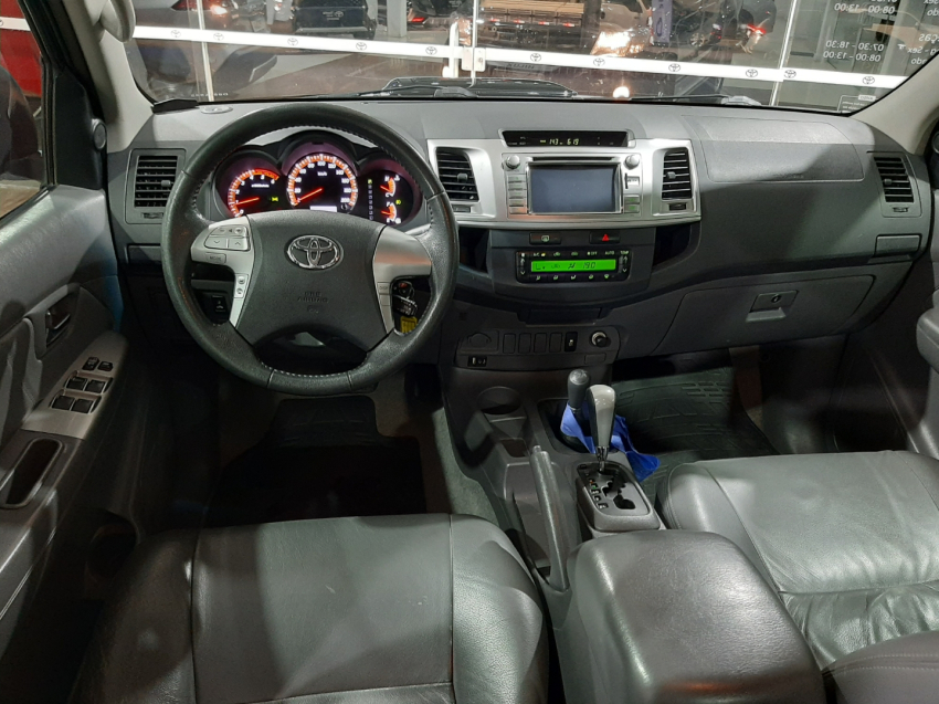 hilux srv 3.0 4x4 diesel11