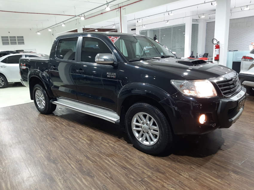hilux srv 3.0 4x4 diesel2