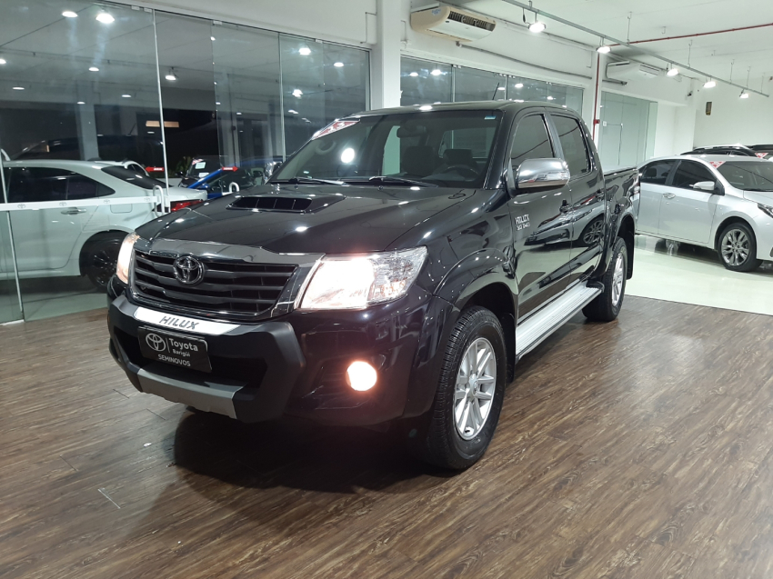 hilux srv 3.0 4x4 diesel1