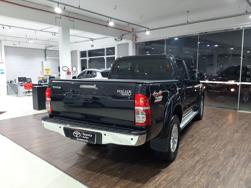 hilux srv 3.0 4x4 diesel6
