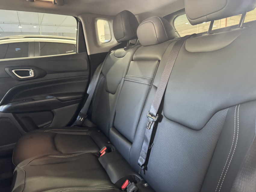 jeep compass 1.3 t270 turbo flex longitude at6 semiautomatico 20268