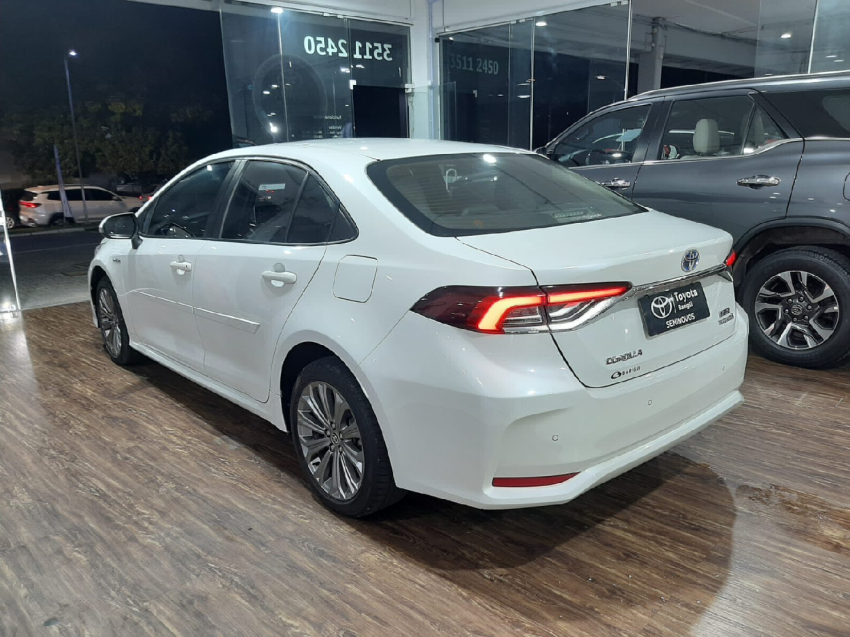 corolla altis premium 1.83