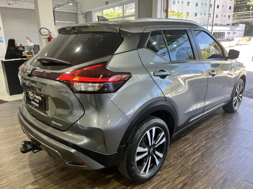kicks advanced 1.63