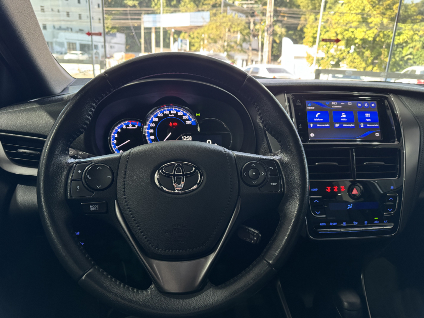 yaris xs connect 1.5 flex11