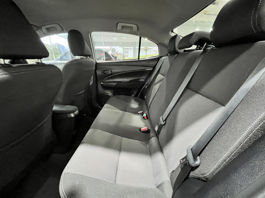 yaris xl 1.5 sedan12