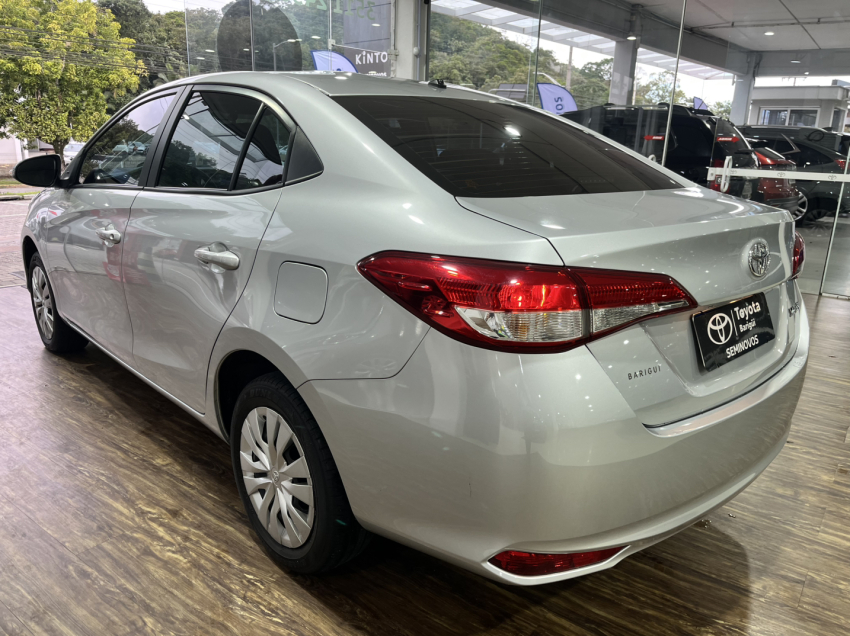 yaris xl 1.5 sedan7