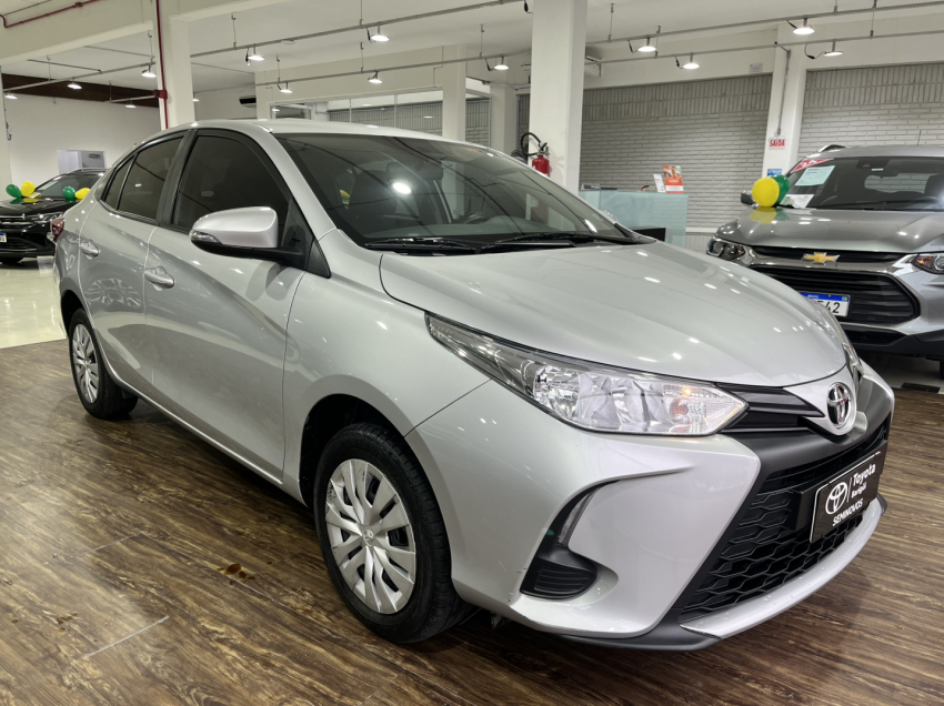 yaris xl 1.5 sedan2