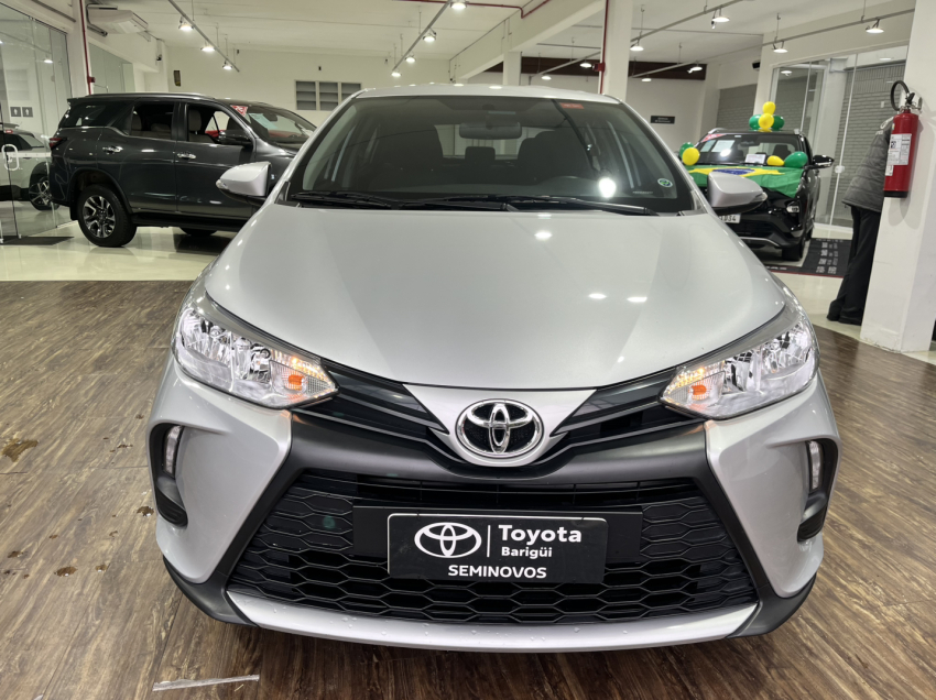 yaris xl 1.5 sedan1