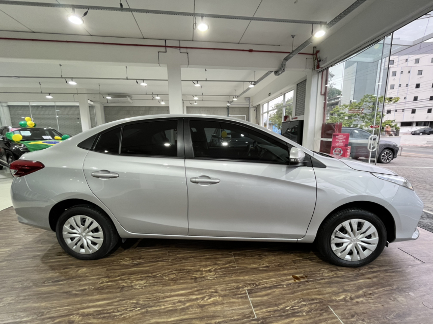 yaris xl 1.5 sedan3