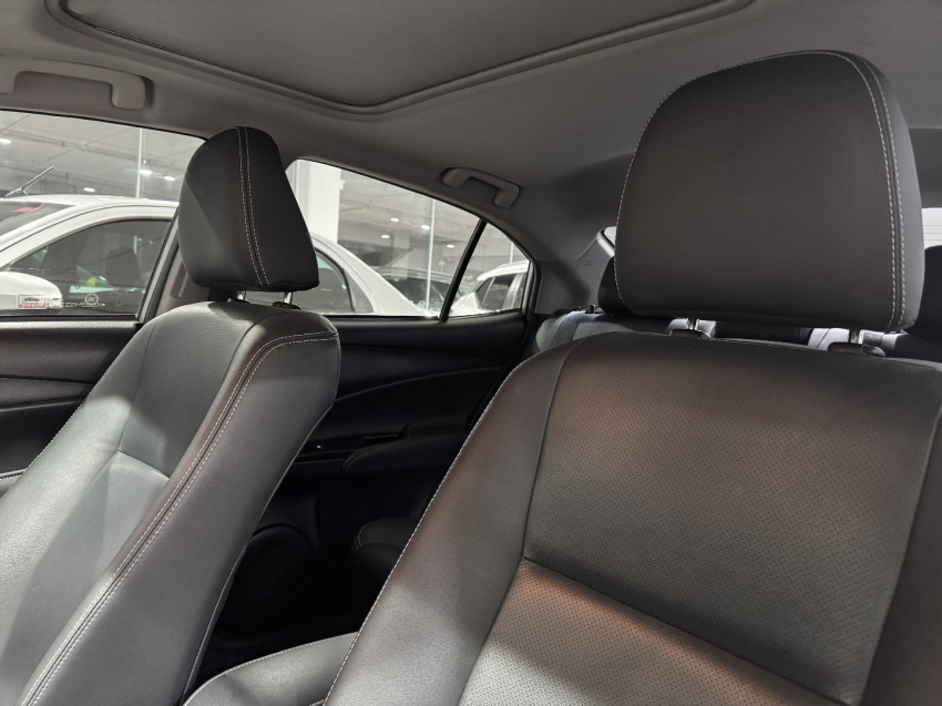 yaris xls 1.5 sedan16