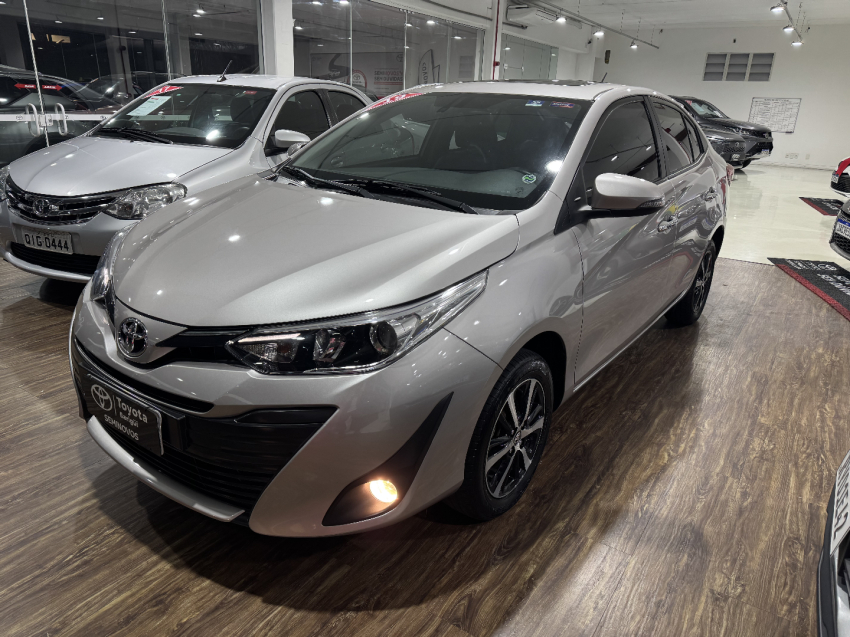 yaris xls 1.5 sedan0