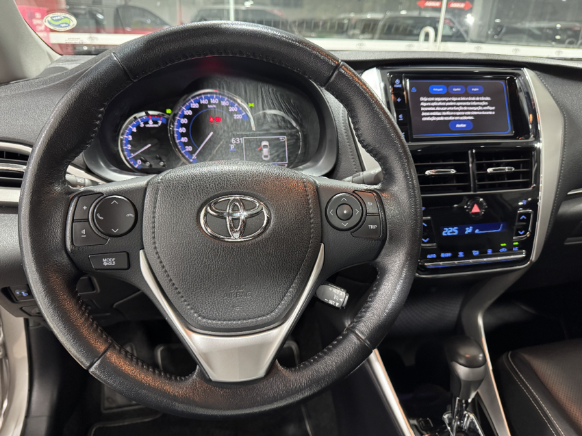 yaris xls 1.5 sedan7