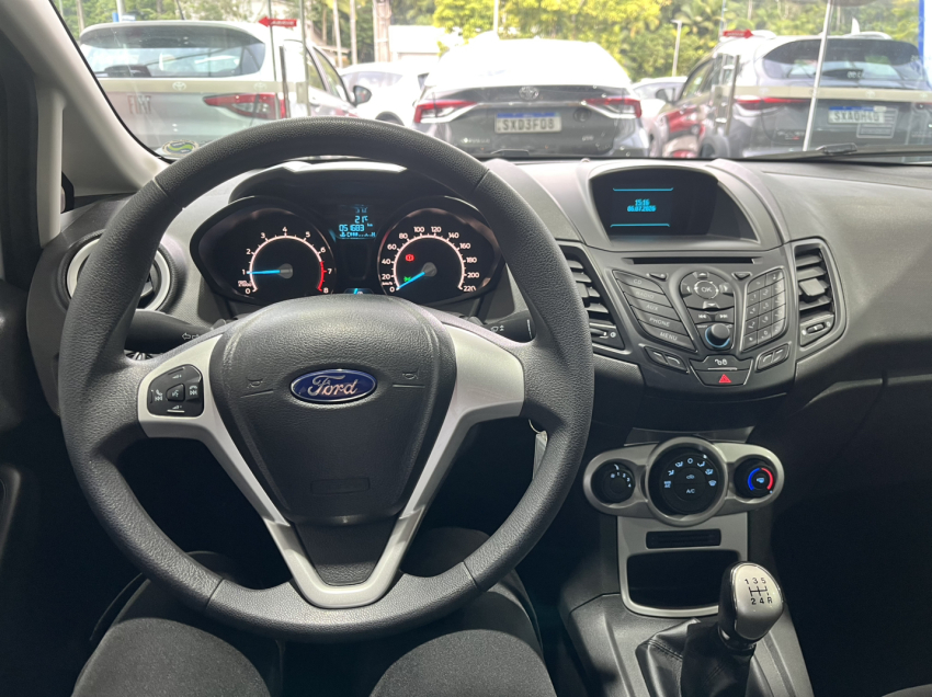 fiesta sel 1.6 hat manual9