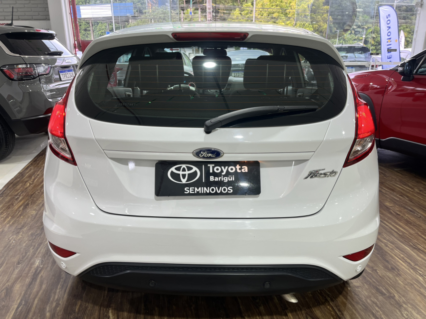 fiesta sel 1.6 hat manual2