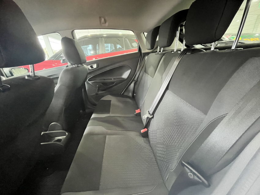 fiesta sel 1.6 hat manual6