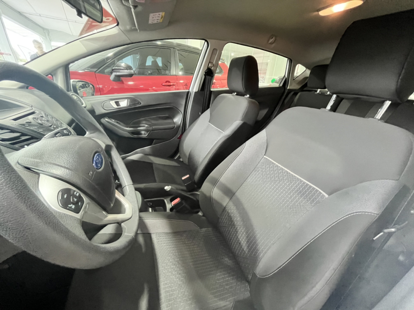 fiesta sel 1.6 hat manual8