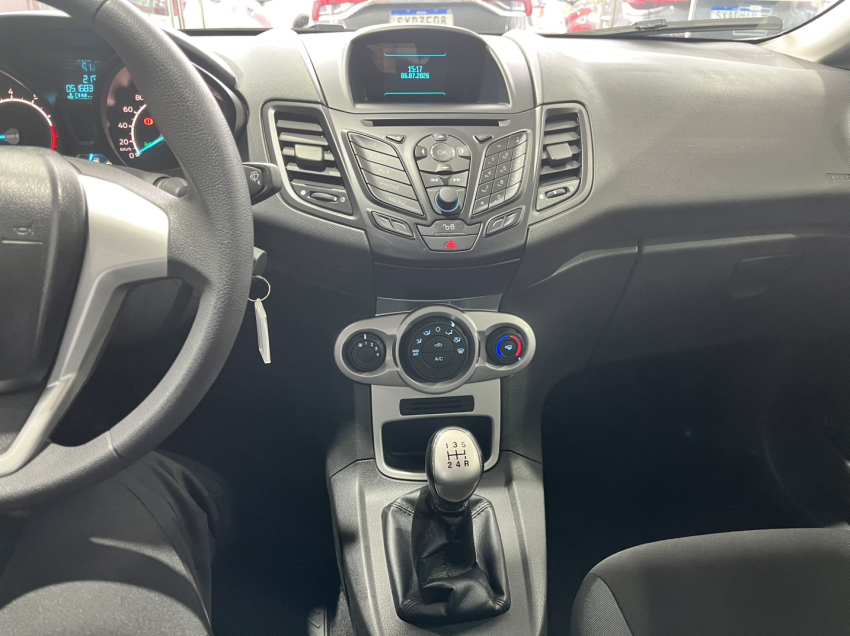 fiesta sel 1.6 hat manual12