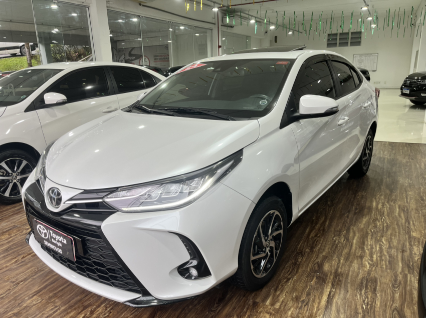 yaris xls sedan 1.5