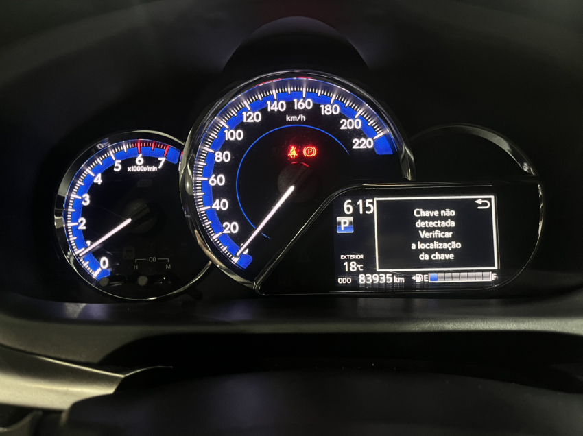 yaris xs 1.5 sedan8