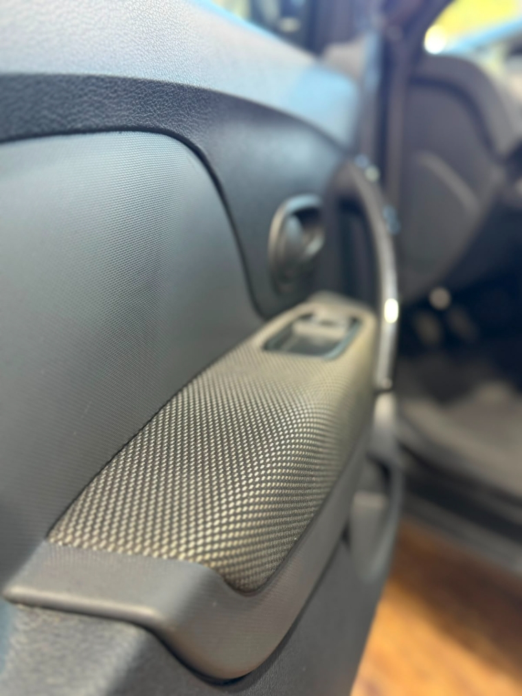 sandero s edition 1.0 flex13