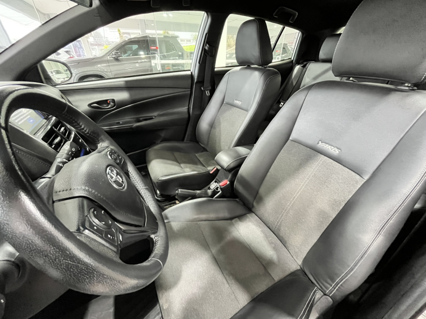 yaris xs 1.5 flex11