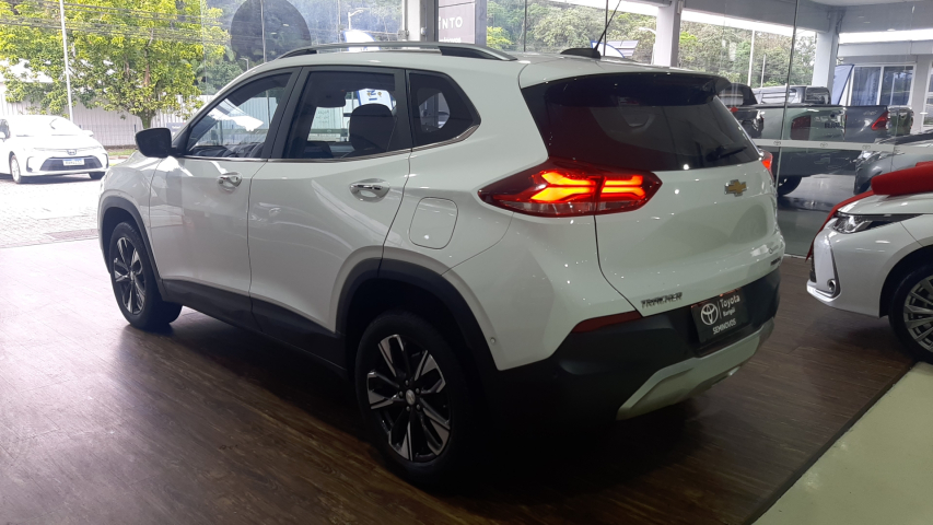 tracker premier 1.0 turbo 12v at65
