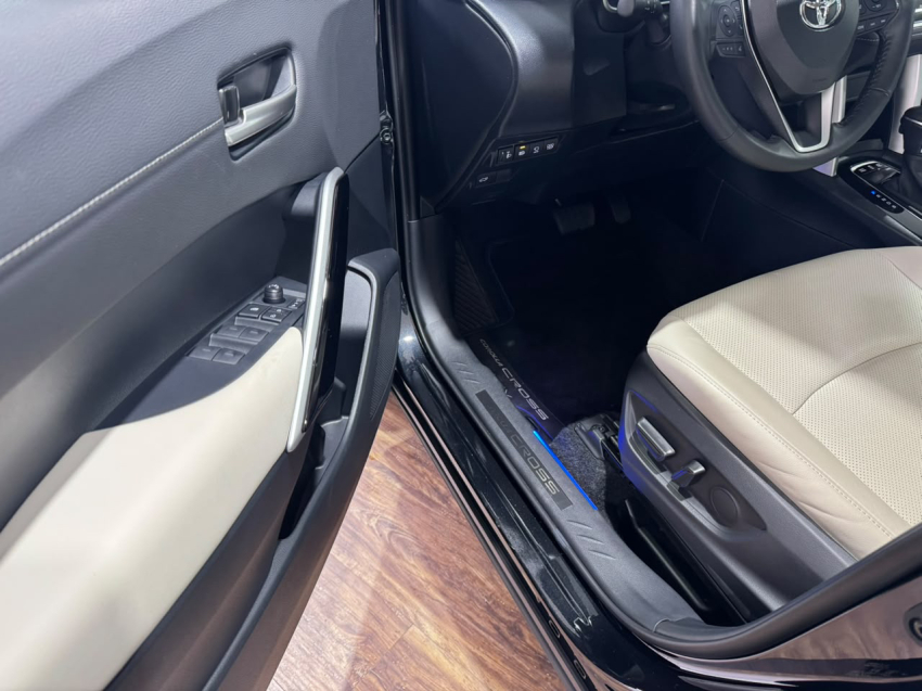 corolla cross xrx hybrid 1.8 vvt-i cvt25