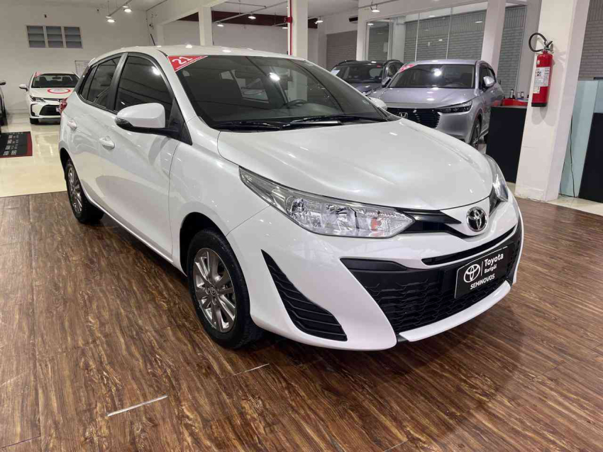 yaris hatch xl plus connect 1.52