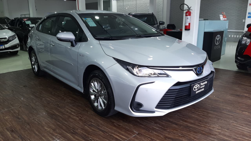 toyota corolla gli hybrido2
