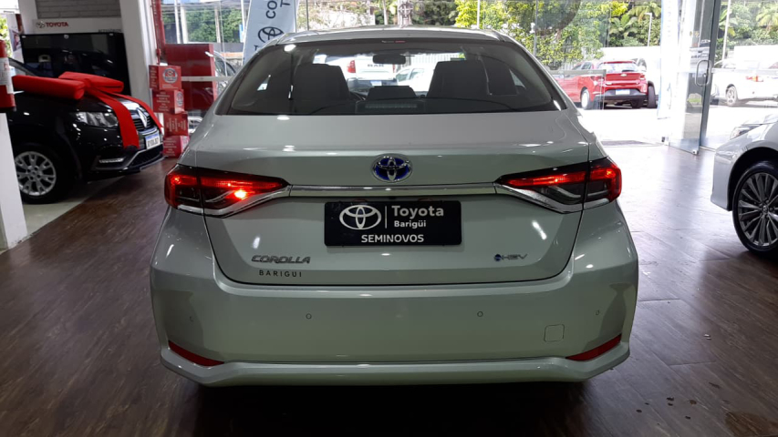 toyota corolla gli hybrido5