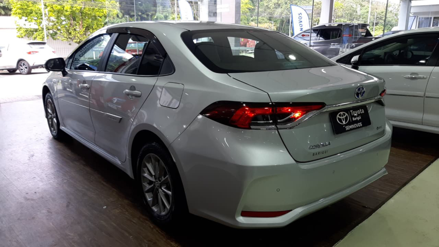 toyota corolla gli hybrido3