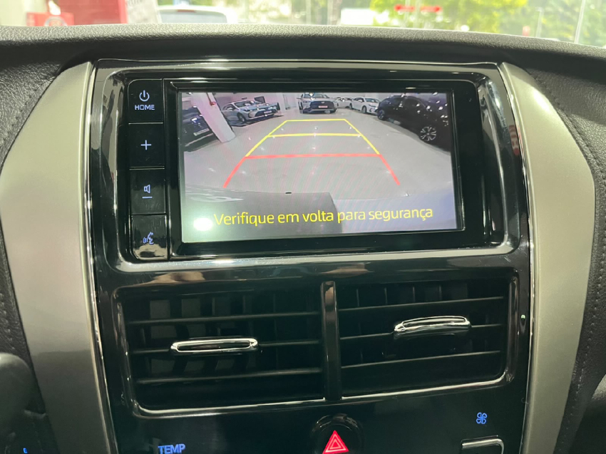 yaris hatch xls 1.5 16v cvt12