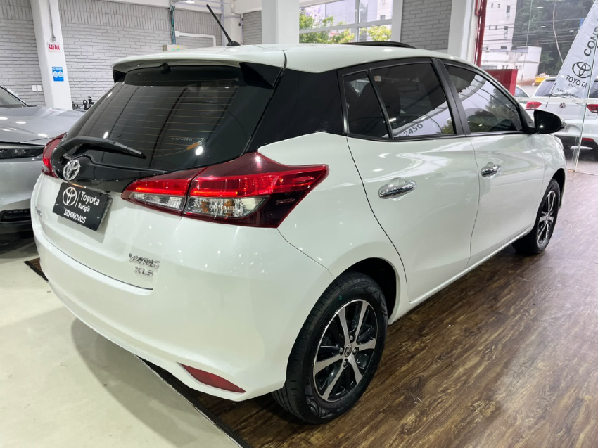 yaris hatch xls 1.5 16v cvt4