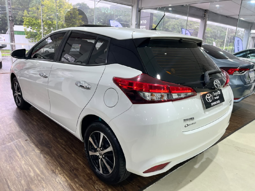 yaris hatch xls 1.5 16v cvt3