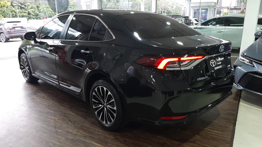 corolla altis premium hybrid 1.8 flex aut5