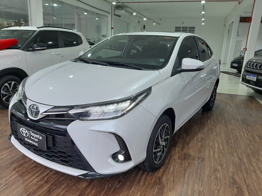 yaris sedan xls 1.5 cvt0