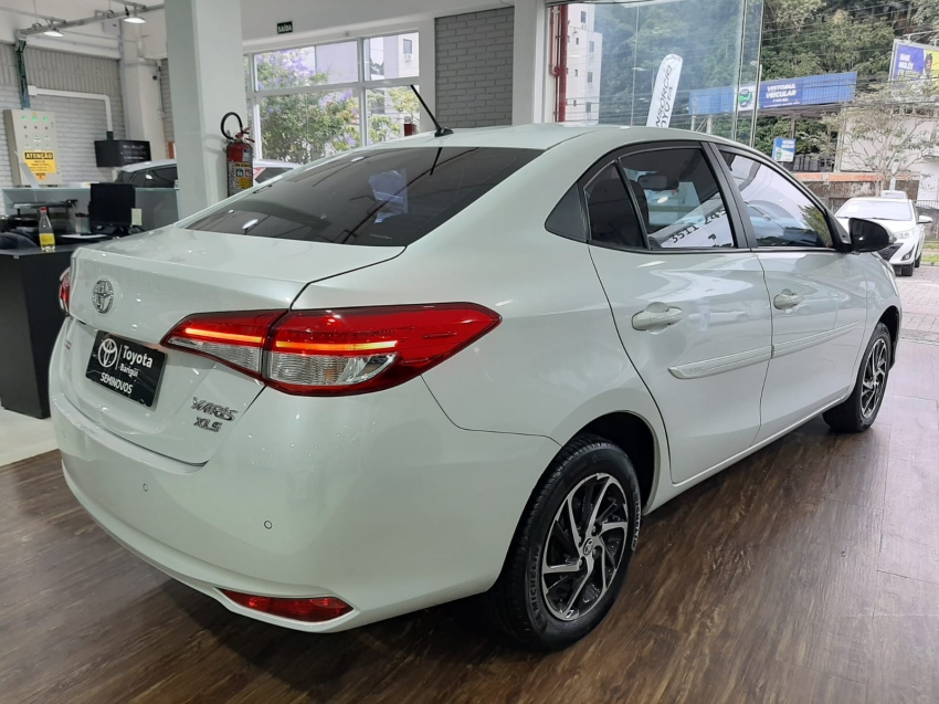 yaris sedan xls 1.5 cvt9