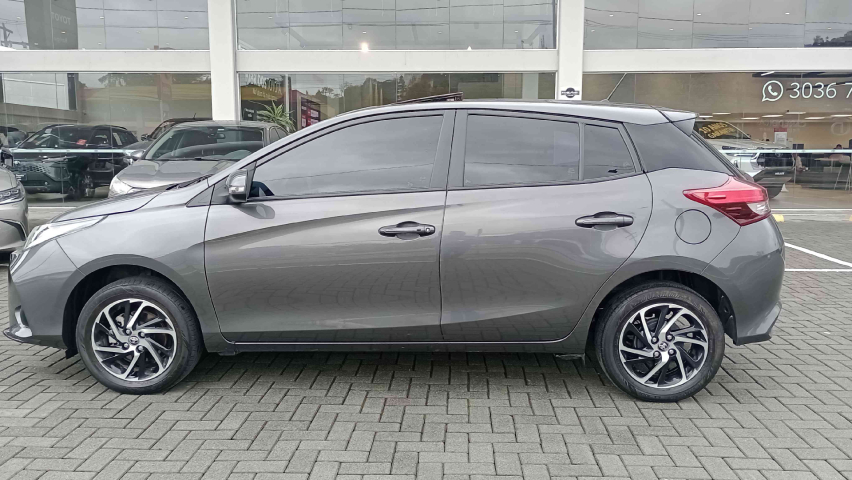 yaris hb xls a/t4
