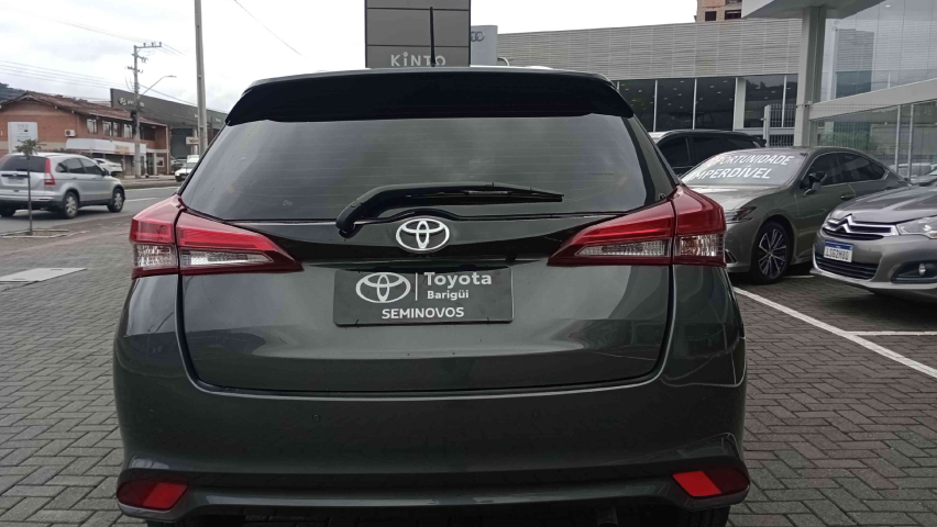 yaris hb xls a/t7