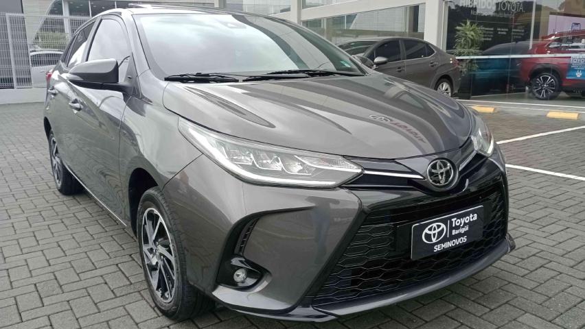 yaris hb xls a/t2
