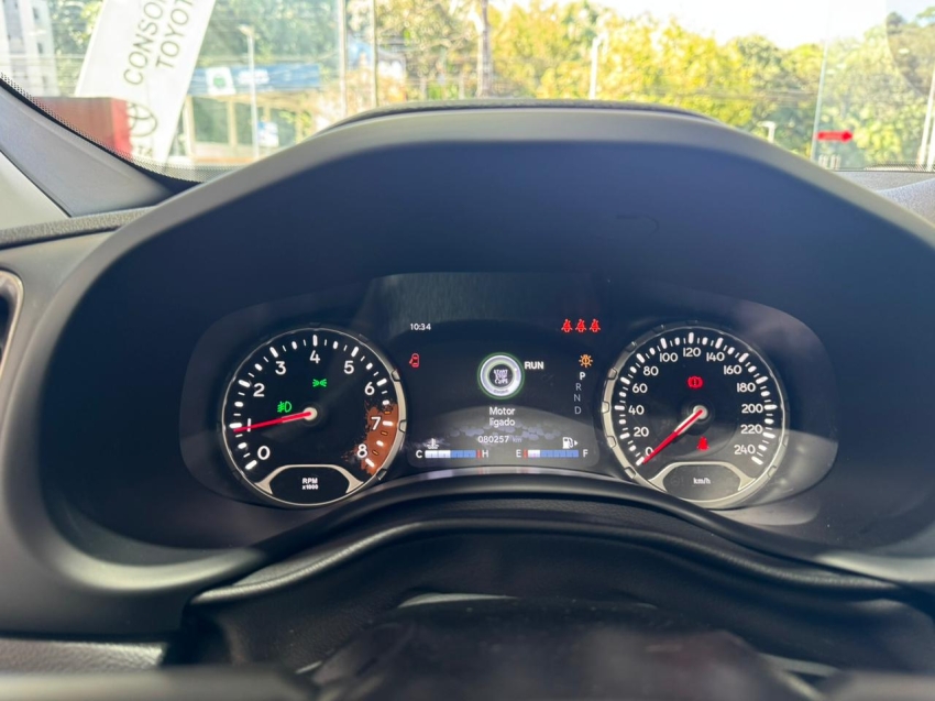 jeep renegade limited com teto solar panoramico7