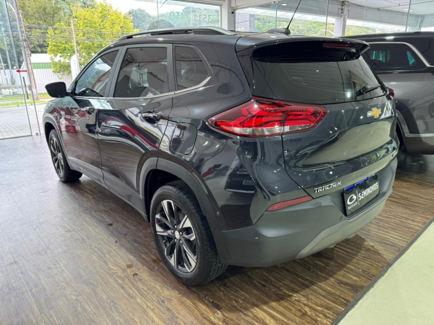 tracker 12t a pr3