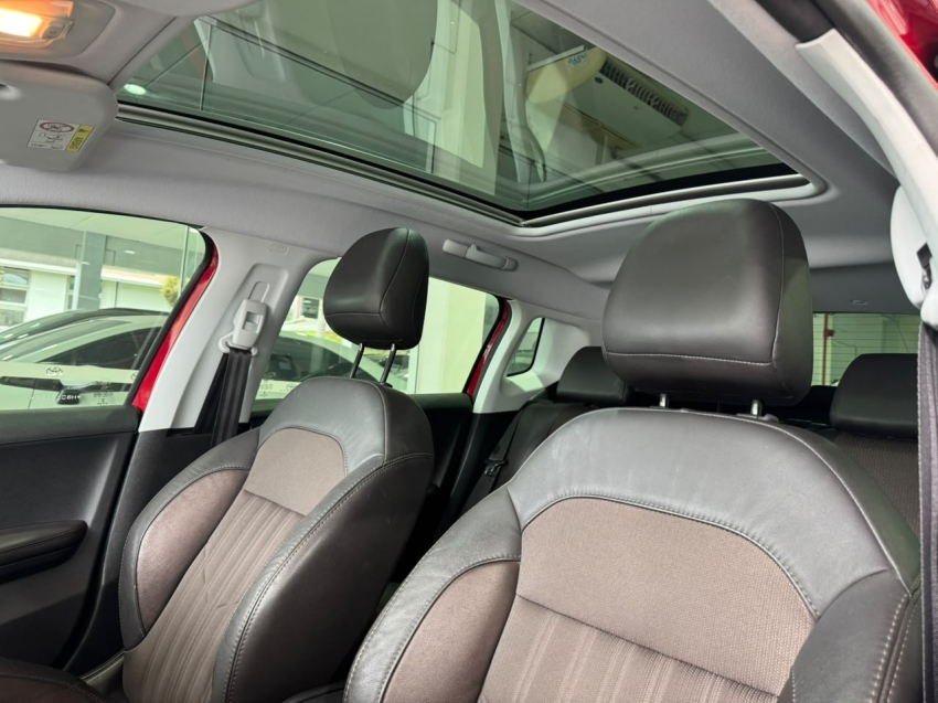 peugeot 2008 griffe at 1.611