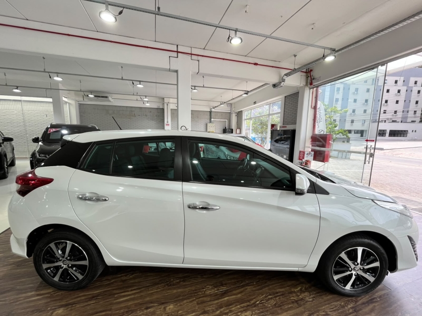yaris hb xls a/t6