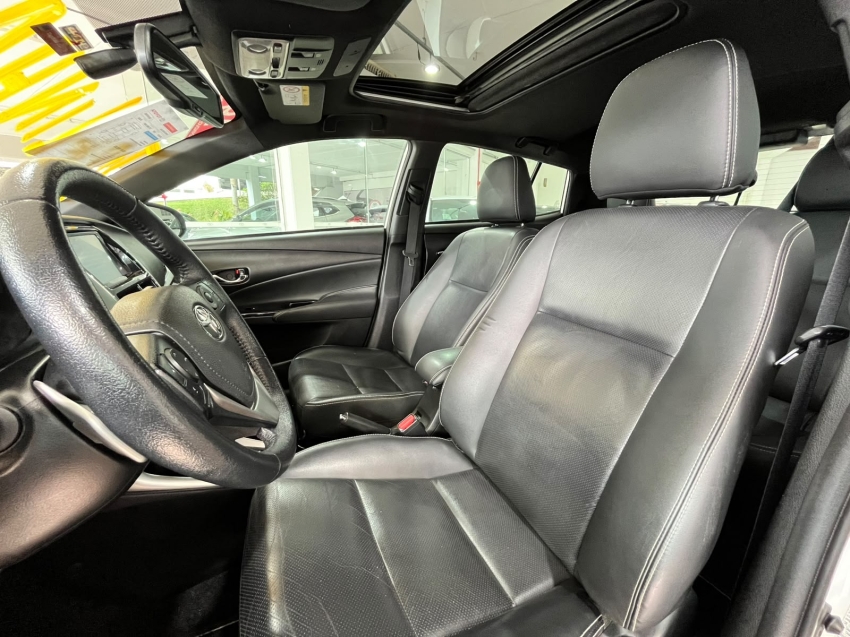 yaris hb xls a/t8