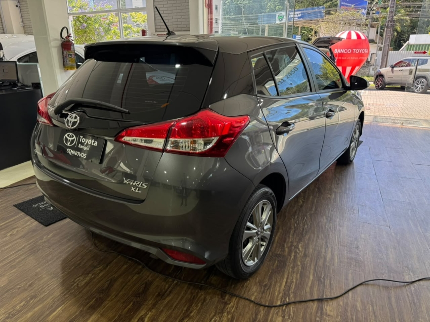 yaris hb xl plus con at 21/223
